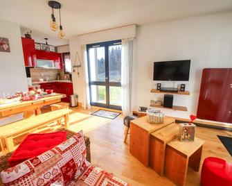 Comte Rouge - Taninges - Salon