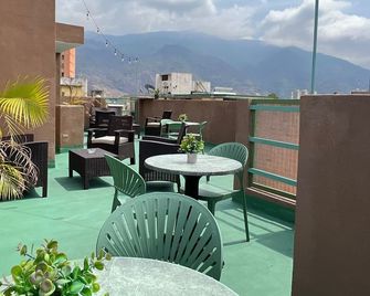 Hotel Grand Galaxie - Caracas - Balcón