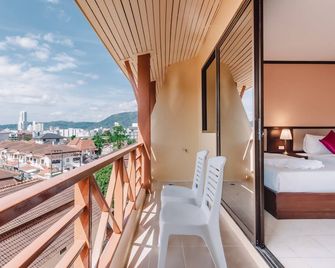 Bauman Ville Hotel - Patong - Balcony