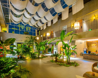 Floral Hotel·Moye Moonlight Hot Spring Hotel - Xinzhou - Lobby