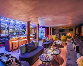 Chunzhai Hotel (Business School Branch) - Kunming - Lounge
