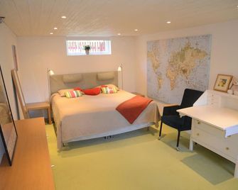 House close to the city, Globen and Tele2Arena - שטוקהולם - חדר שינה