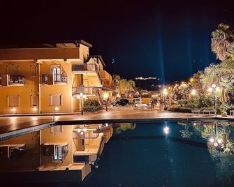 Hotel Villa Romana - Porto Empedocle - Piscine