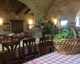Affitta Camere Il Pettirosso - Fermo - Comedor
