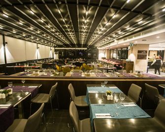 Hilton Garden Inn Eskisehir - Eskişehir - Restaurant