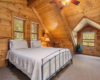 The Refuge - Blue Eye - Bedroom