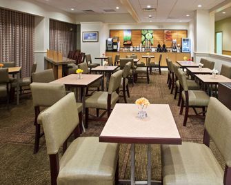 La Quinta Inn & Suites by Wyndham Nashville Airport/Opryland - Nashville - Ravintola