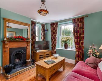No 1 Withy Cottages - Sleeps 4 - Langport - Living room
