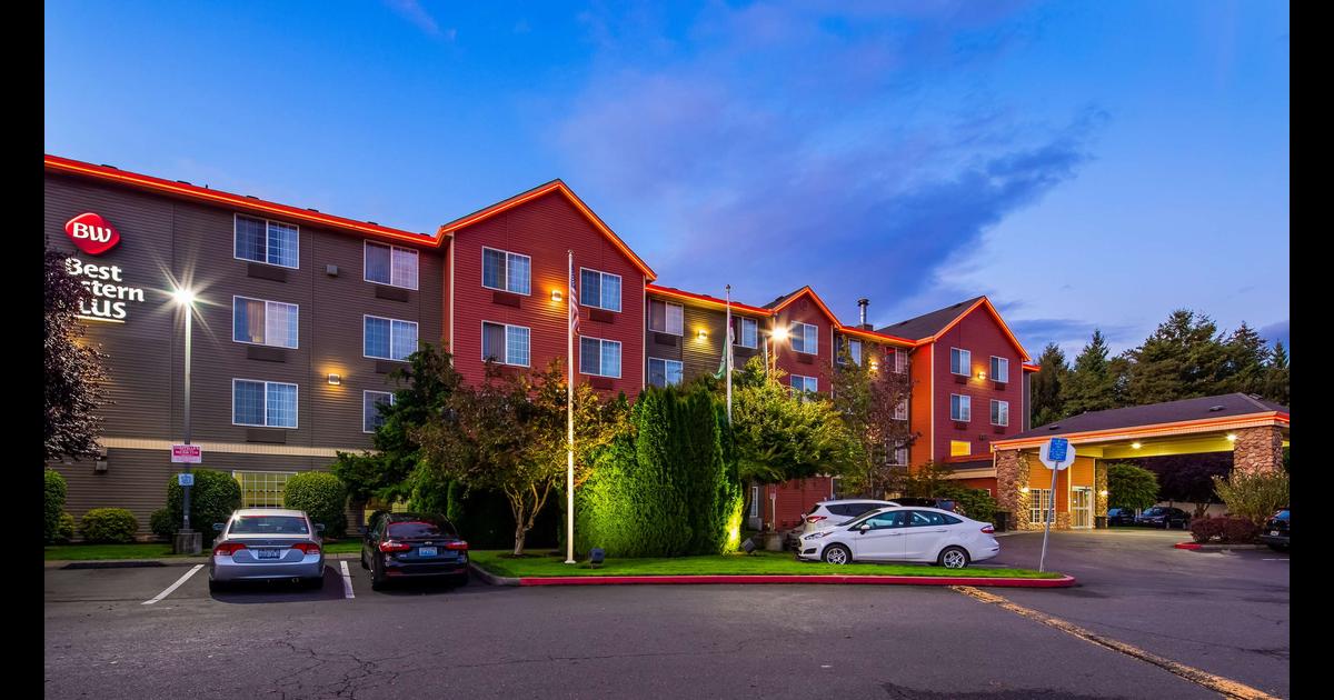 Best Western Plus Vancouver Mall Dr Hotel Suites 74 1 4 8
