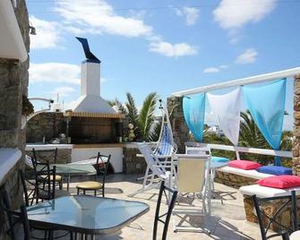Amaryllis Apartments & Studios - Psarrou - Balkon