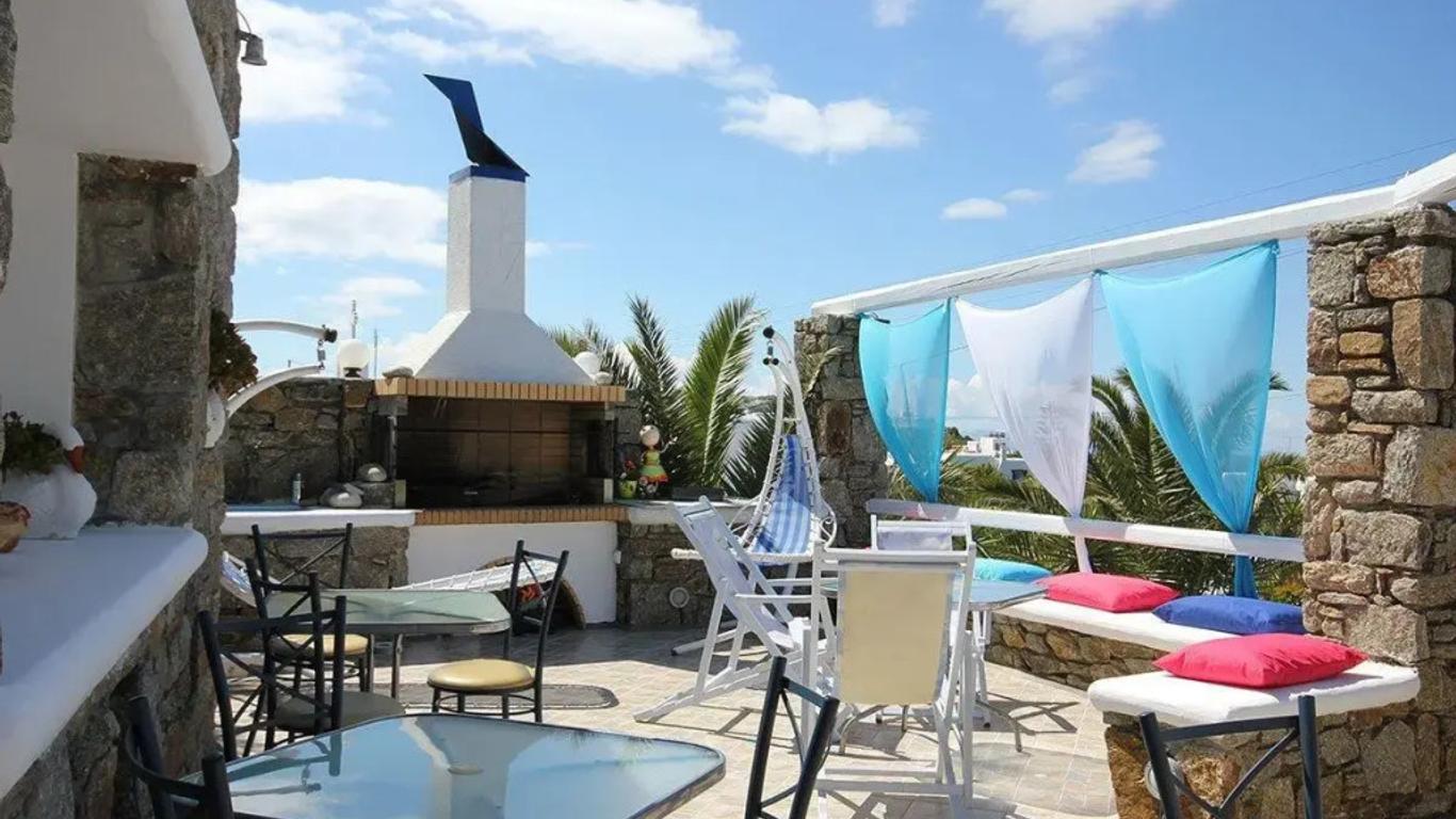 Amaryllis Apartments & Studios