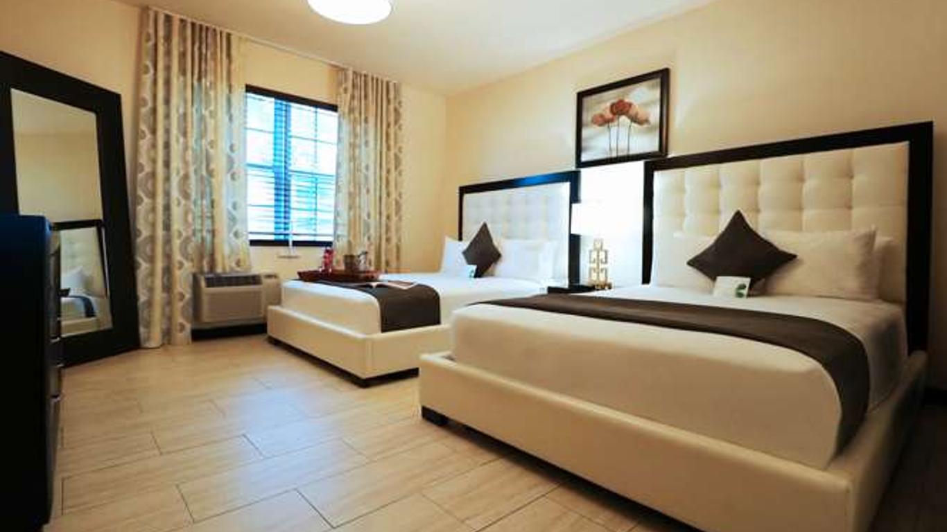 Tradewinds Apartment Hotel