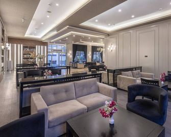 L'Oceanica Beach Resort Hotel - קמר - טרקלין