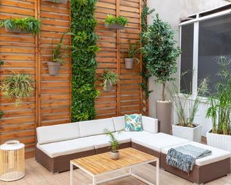 G&G Green Garden - Appartamento con Ampio Terrazzo esterno By followgreenhouserome - Roma - Patio
