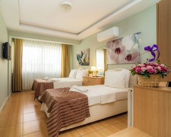 Otel Dost - Marmaris