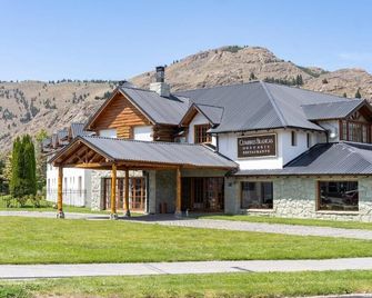 Hosteria Cumbres Blancas - Esquel - Building