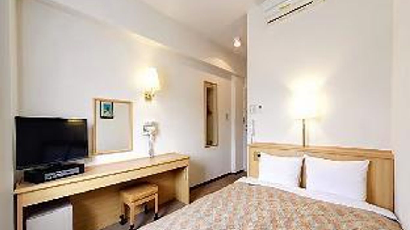 Ｈｏｔｅｌ　ａｚ　宮崎高鍋店