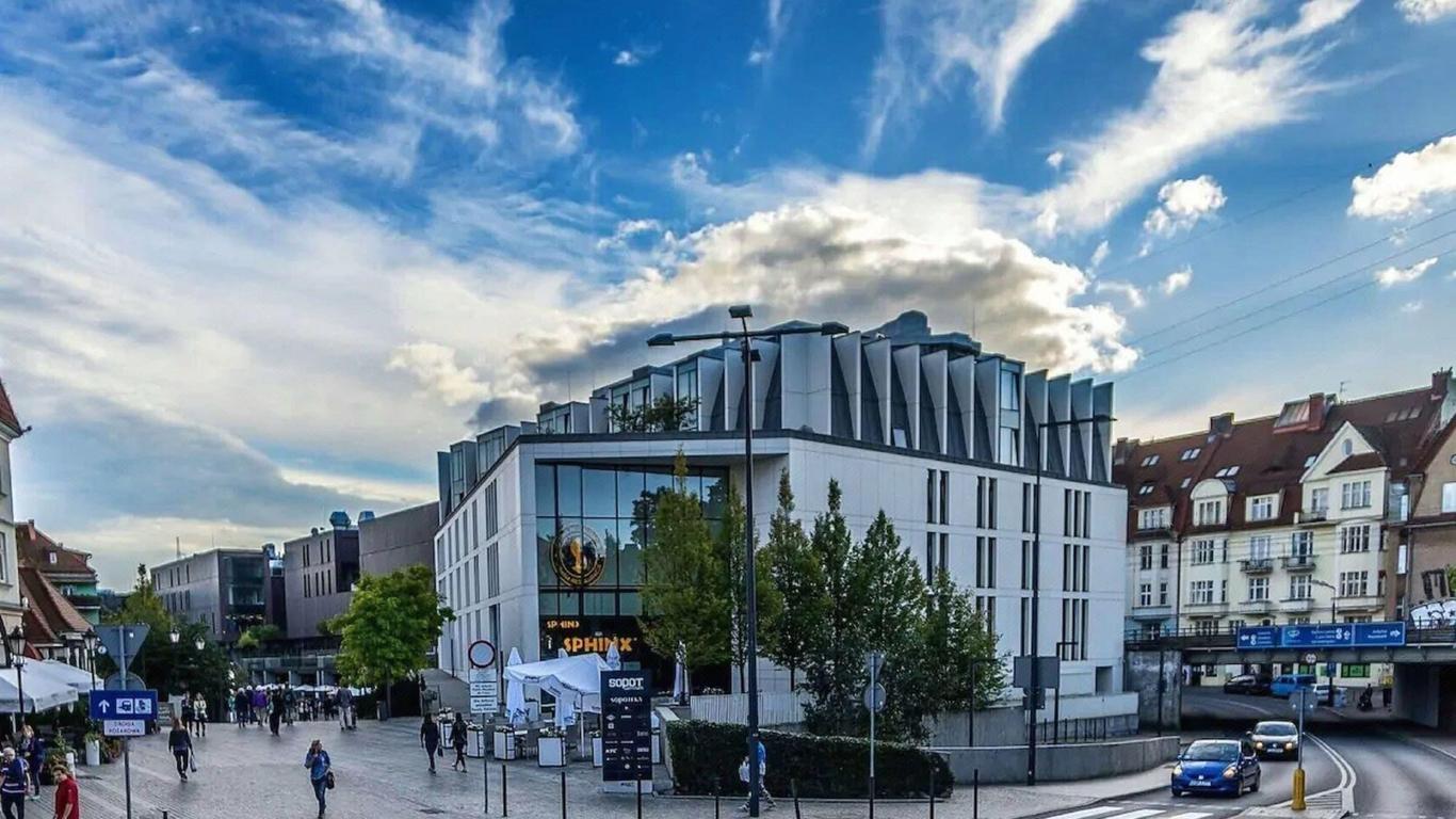 莫羅酒店 - 索波特