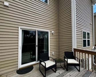 The Cedar at Ducks Landing - Aberdeen - Balcony