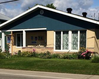 Gîte Esprit Follet - Baie-Saint-Paul - Edificio