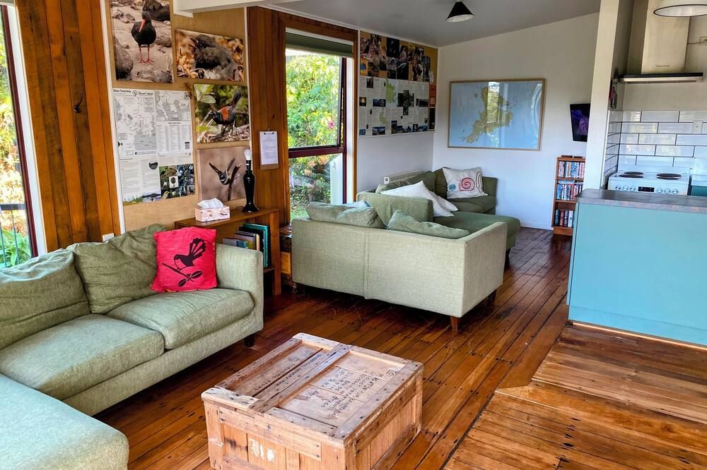 Kereru House - Halfmoon Bay - סלון