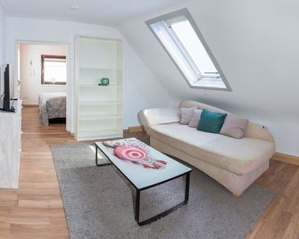 Ferienhaus Sonnengarten - Allersberg - Sala de estar