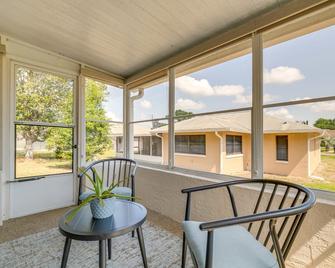 Florida Vacation Rental with Enclosed Porch! - Beverly Hills - Balcón