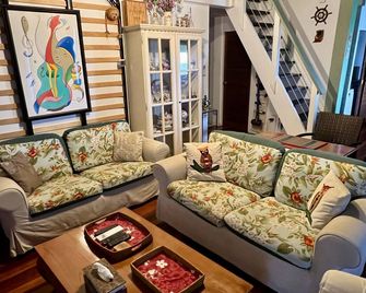 Coco’s Place Bora Bora - Car Included - Fa'anui - Living room