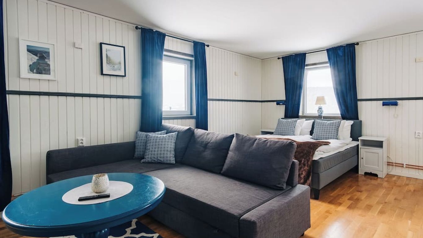 هوتل كارولينين أوري