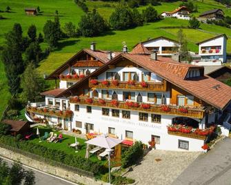 Naturhotel Miraval - Percha - Budova