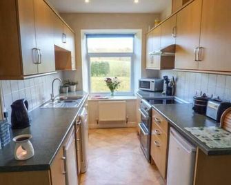 Pensychnant Cottage - Conwy - Kitchen