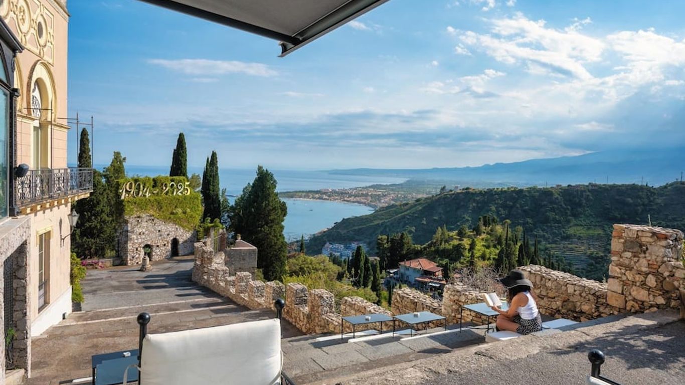 Excelsior Palace Hotel