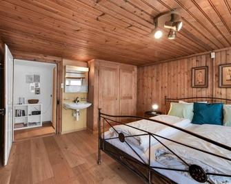 Holiday apartment Urnäsch for 1 - 4 persons with 2 bedrooms - Holiday apartment in one or multi-fami - Urnäsch - Bedroom