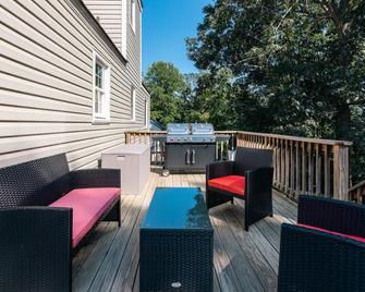 Waynesboro Home Near Wintergreen Charlottesville - Waynesboro - Balcony