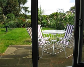 Cantrip Cottage - Cupar - Patio
