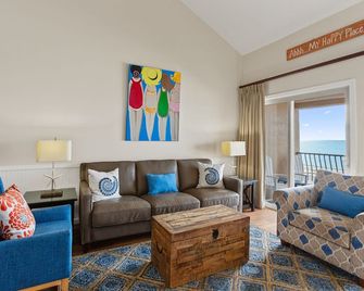 Coral Reef Club by Panhandle Getaways - Destin - Living room