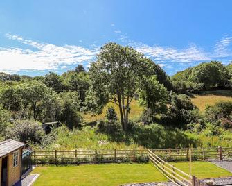 Ffrwdd Galed Uchaf - Bangor - Outdoor view