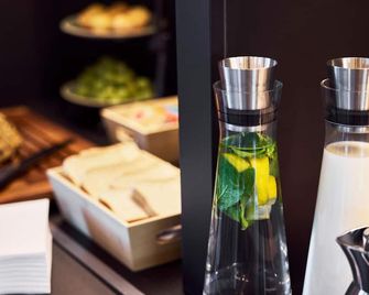 B&B Hotel Frankfurt-Airport - Frankfurt am Main - Food