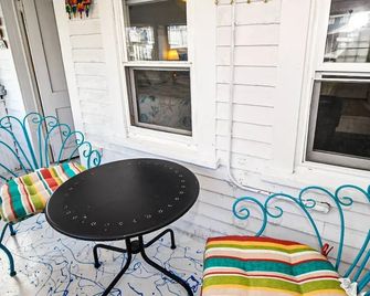 Baby Love Shack - Salisbury - Balkon
