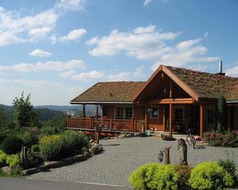 Hotelanlage Country Lodge - Arnsberg - Gebäude