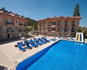 Flora Palm Resort - Ölüdeniz - Pool