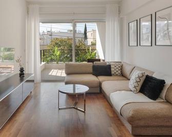 Phaedrus Living Evergreen City Flat - Nicosia - Soggiorno