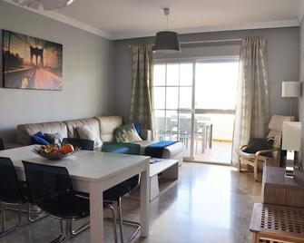 2201-Lovely 2 bedrooms with terrace and pool - San Luis de Sabinillas - Dining room