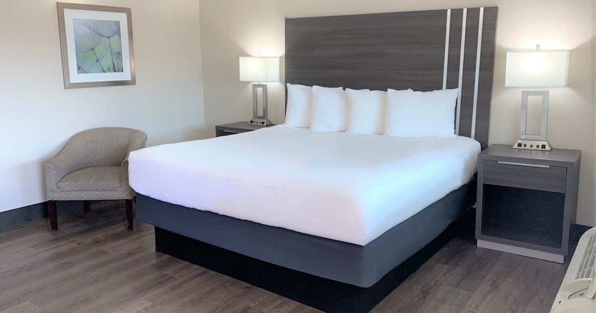 Summerfield Inn Fresno Yosemite à partir de 50 €. Hôtels à Fresno KAYAK