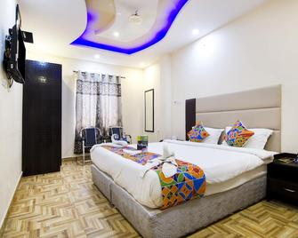 Hotel Deepak Residency - Jaipur - Bedroom