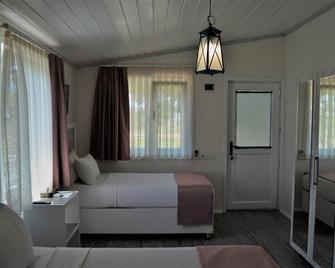 Le Petit Hotel ve Bag Evi - Bozcaada - Bedroom