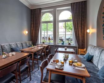 Mercure Hotel Lübeck City Center - Lübeck - Τραπεζαρία