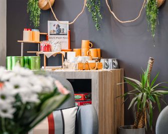 ibis Styles Vannes Gare Centre - Vannes - Gebouw