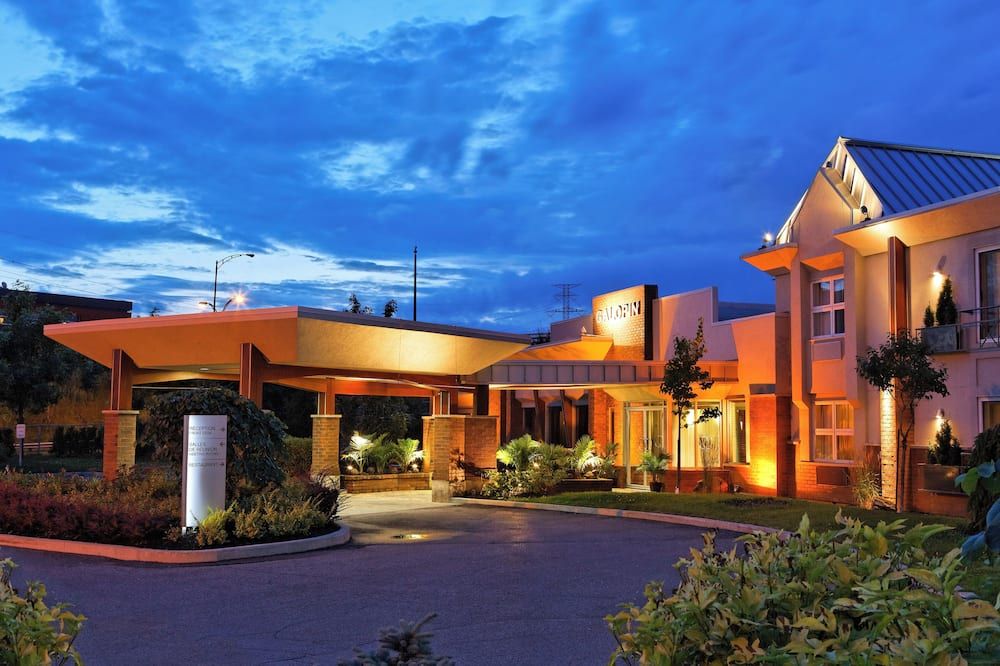 Hotel Sepia