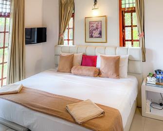Airport Green Olive Villa - Katunayake - Bedroom
